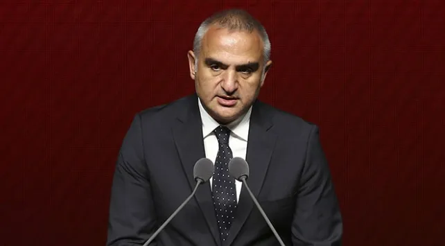 Kültür ve Turizm Bakanı Mehmet Nuri Ersoy, kadını erkeği, yaşlısı