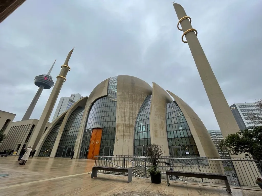 Almanya'nın Köln kentinde Diyanet İşleri Türk İslam Birliği (DİTİB) Genel