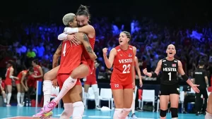 Dünya 1 numarası A Milli Kadın Voleybol Takımı Avrupa şampiyonu.
