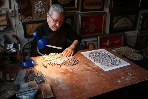Kütahya'nın Simav ilçesinde yaşayan emekli eğitimci Mehmet Emin İncekulak, 44