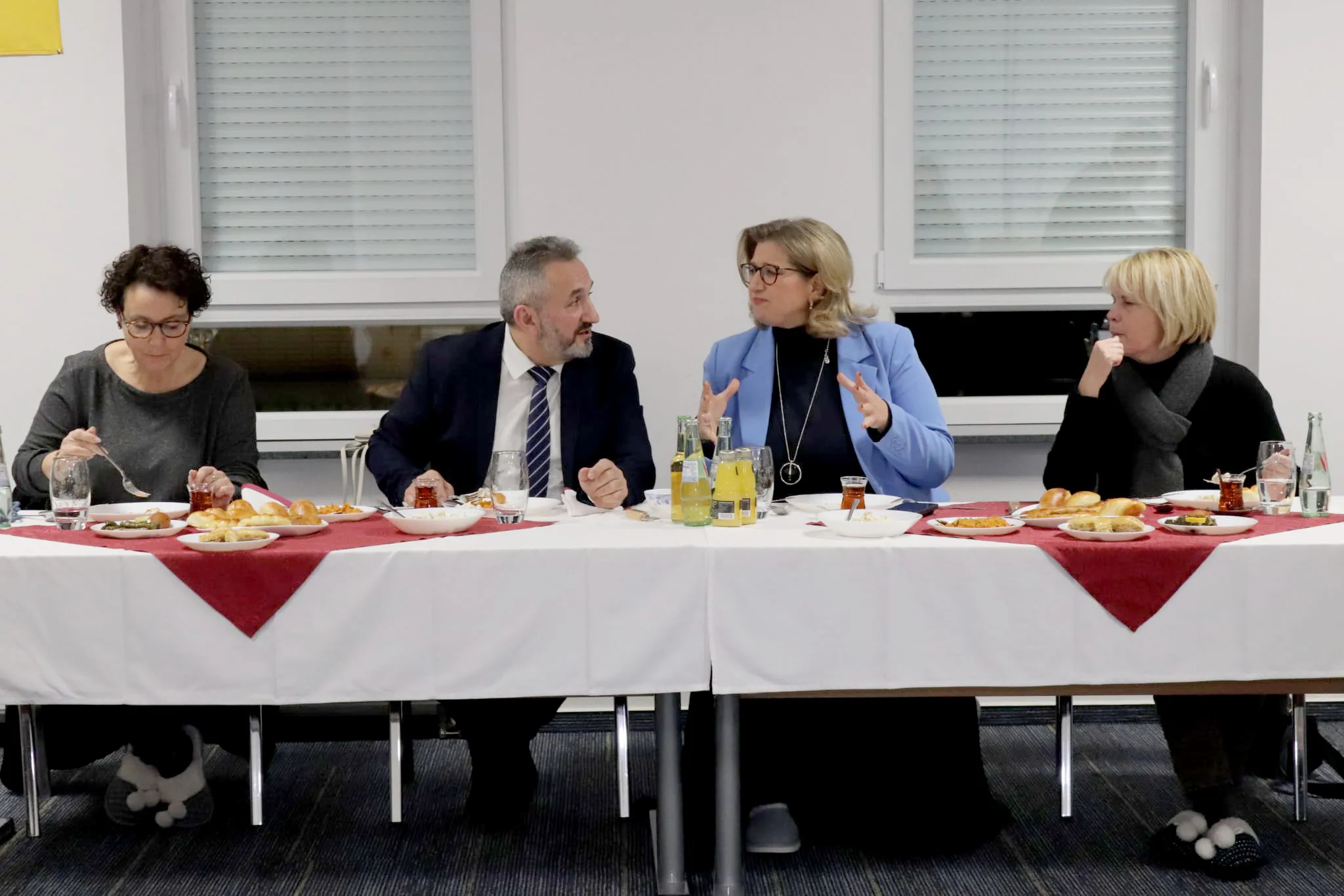 Saarland Eyalet Başbakanı Anke Rehlinger (SPD), Diyanet İşleri Türk İslam