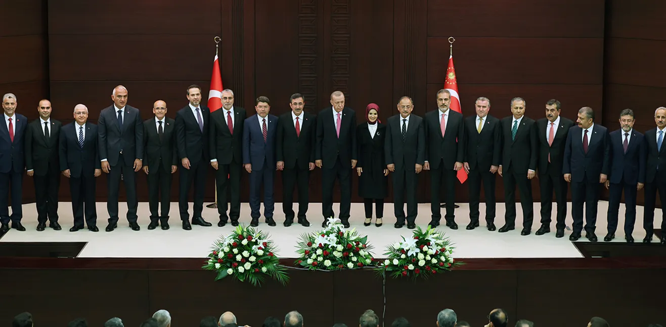 Cumhurbaşkanı Recep Tayyip Erdoğan (ortada), Çankaya Köşkü’nde düzenlediği basın toplantısında