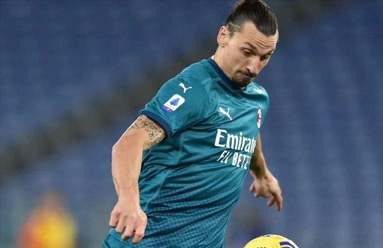 UEFA, Milan'ın İsveçli futbolcusu Zlatan Ibrahimovic'e yönelik ırkçı söylemler sebebiyle