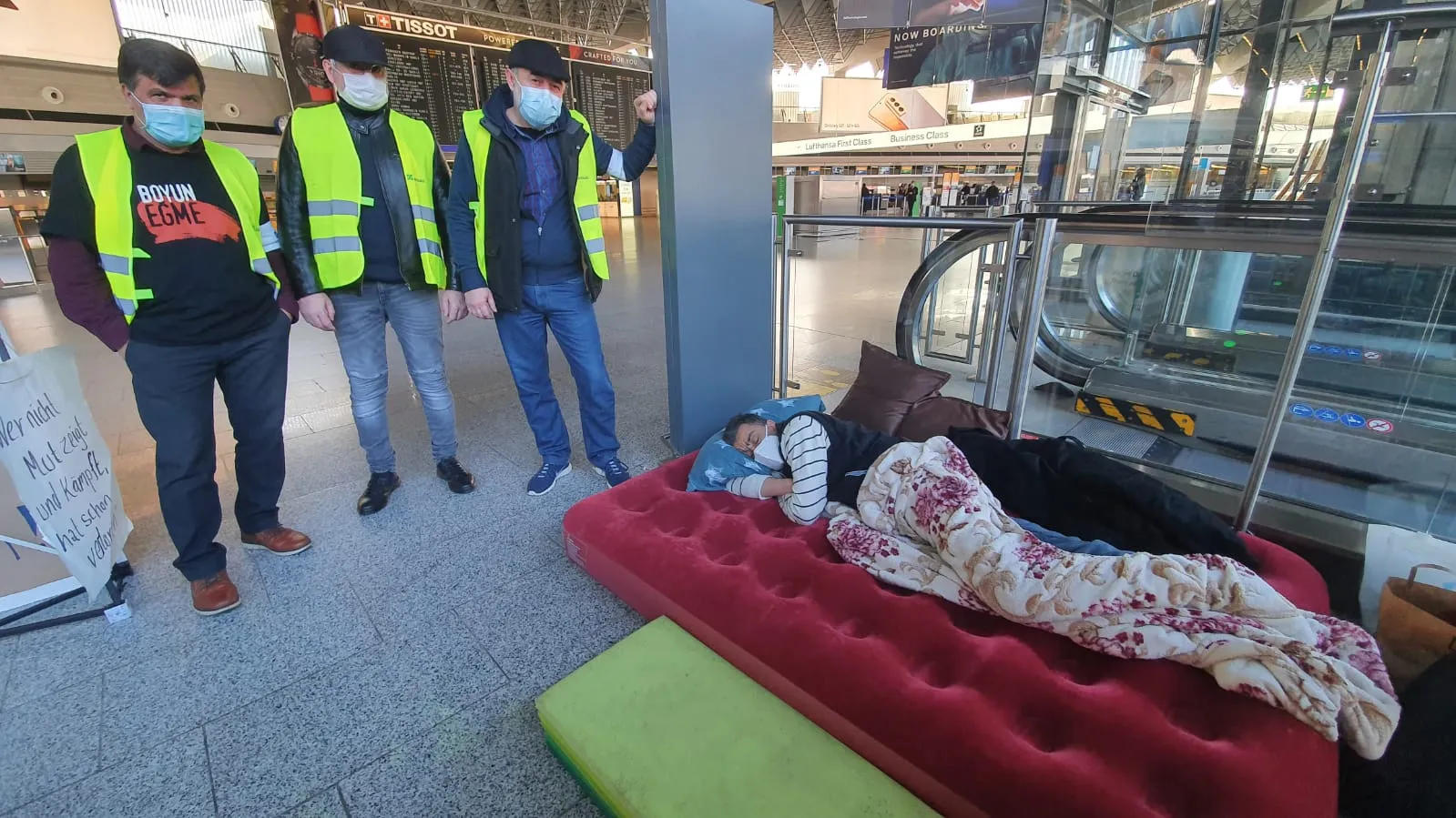 Almanya'nın finans merkezi Frankfurt'a hizmet veren Uluslararası Frankfurt Havalimanı yer