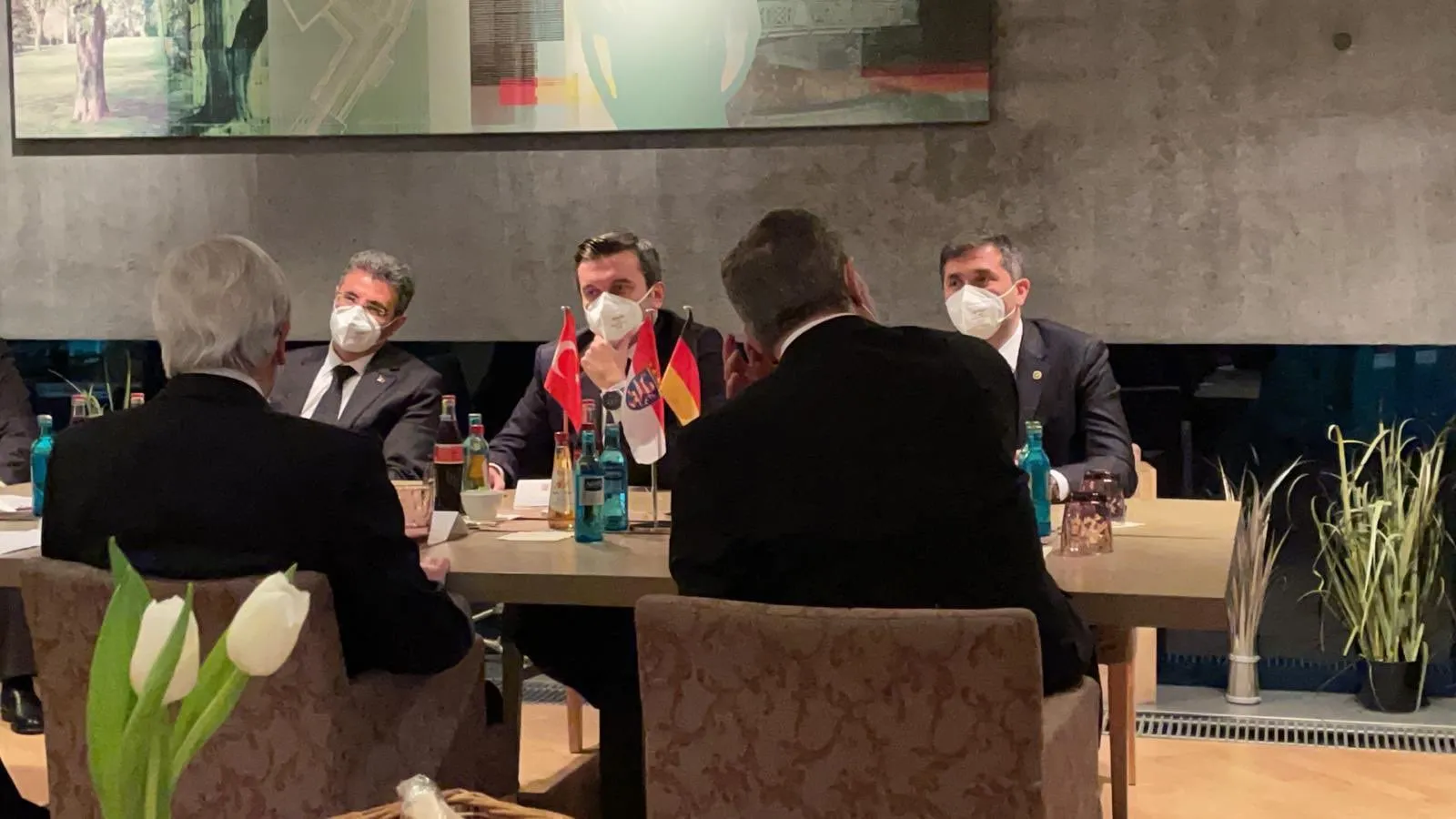 Hanau’da anma törenlerine katılan Bakan Yardımcısı Kıran, ziyaret çerçevesinde Hessen