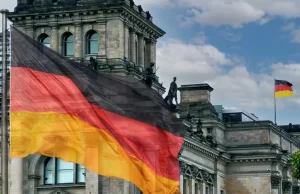 Almanya’nın Duisburg kentinde bazı okullara gönderilen tehdit içerikli elektronik postalar