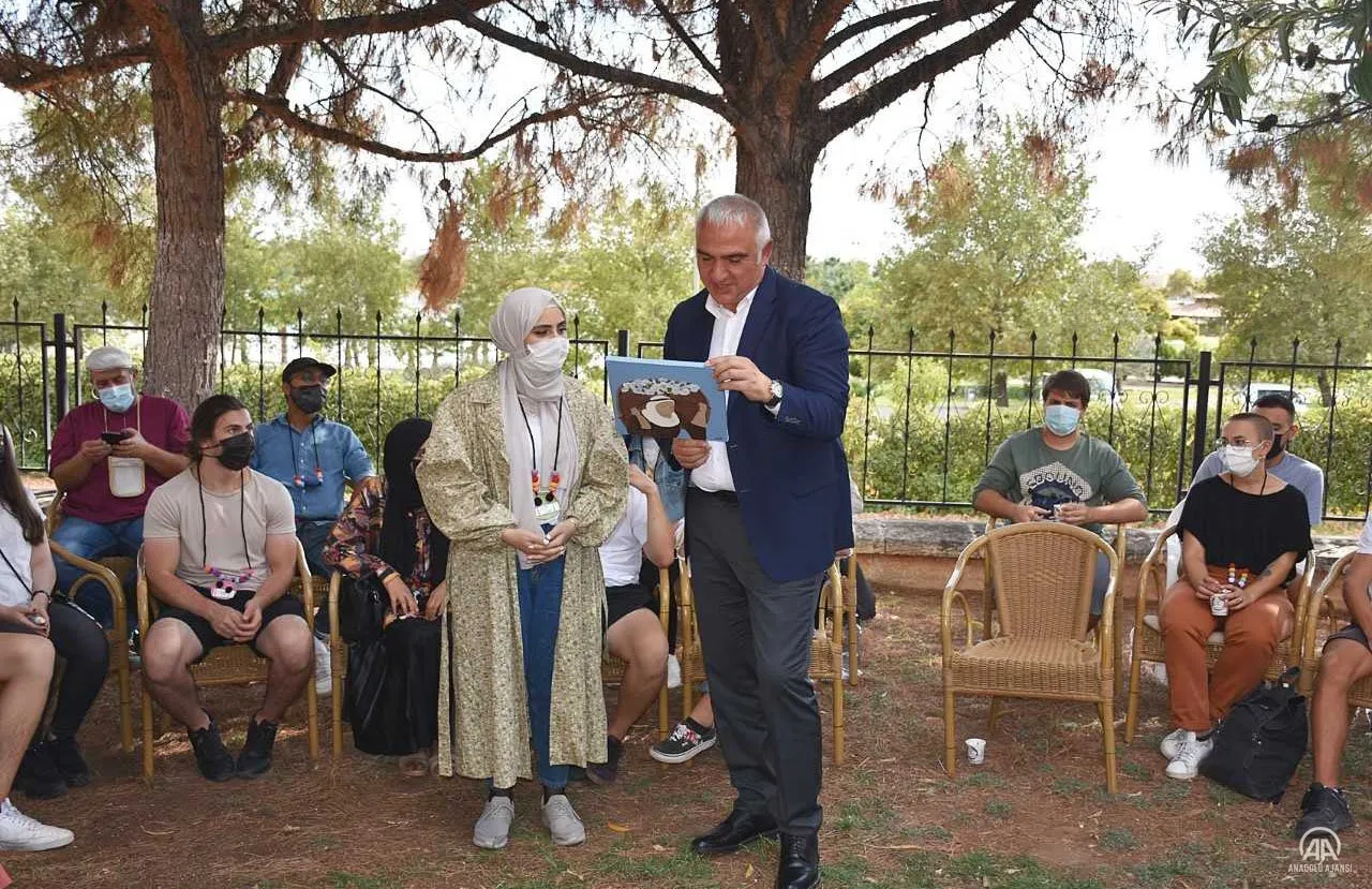 Kültür ve Turizm Bakanı Mehmet Nuri Ersoy, Şanlıurfa'da Harran Üniversitesi'nde