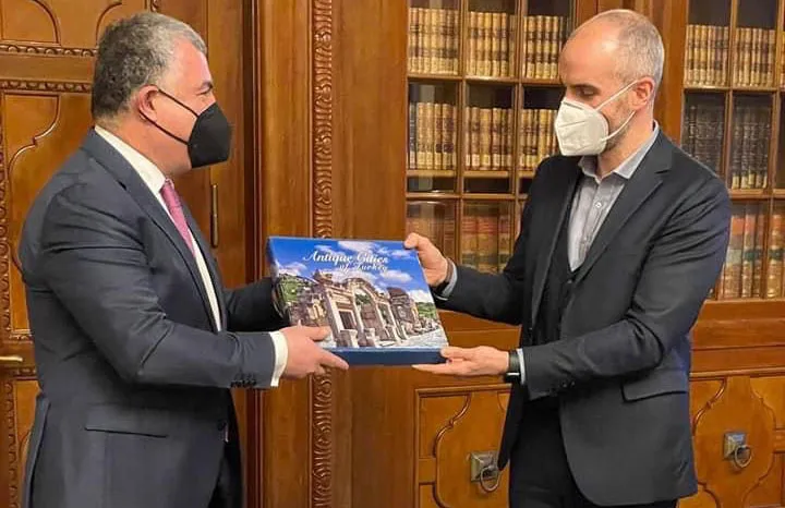 Türkiye’nin Berlin Büyükelçisi Ahmet Başar Şen, Hannover Büyükşehir Belediye Başkanı