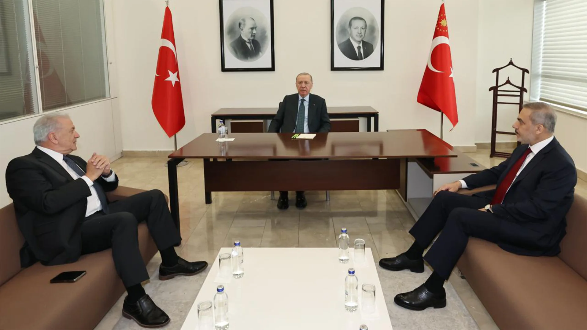 Cumhurbaşkanı ve AK Parti Genel Başkanı Recep Tayyip Erdoğan, eski
