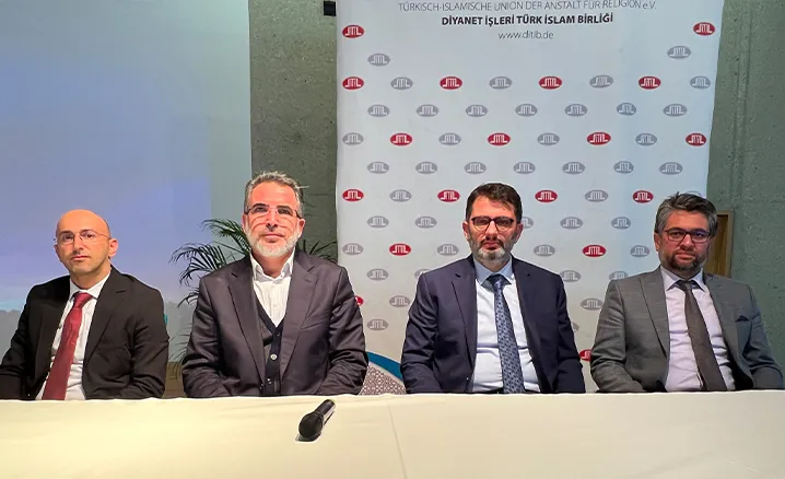İleri enlemlerdeki namaz vakitleri konusunda gerçekleştirilen Uluslararası Hicri Takvim Birliği