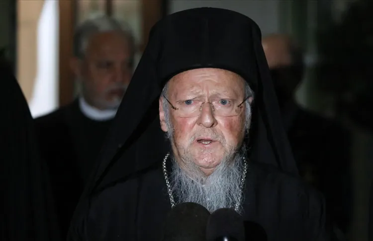 Fener Rum Patriği Bartholomeos'un yeni tip virüs testinin pozitif çıktığı