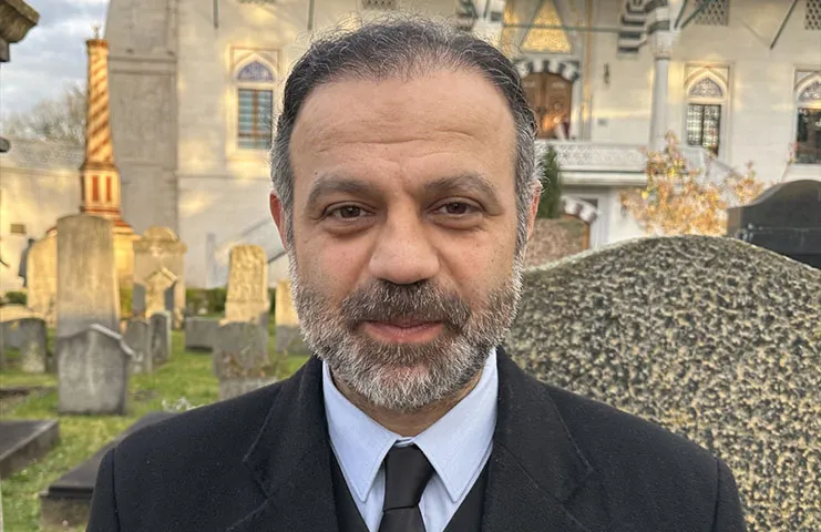  Almanya'nın başkenti Berlin'de faaliyet gösteren Müslüman derneklerin temsilcileri, Berlin
