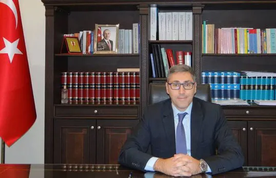 Başkonsolos Ömeroğlu’nun babası hayatını kaybetti.