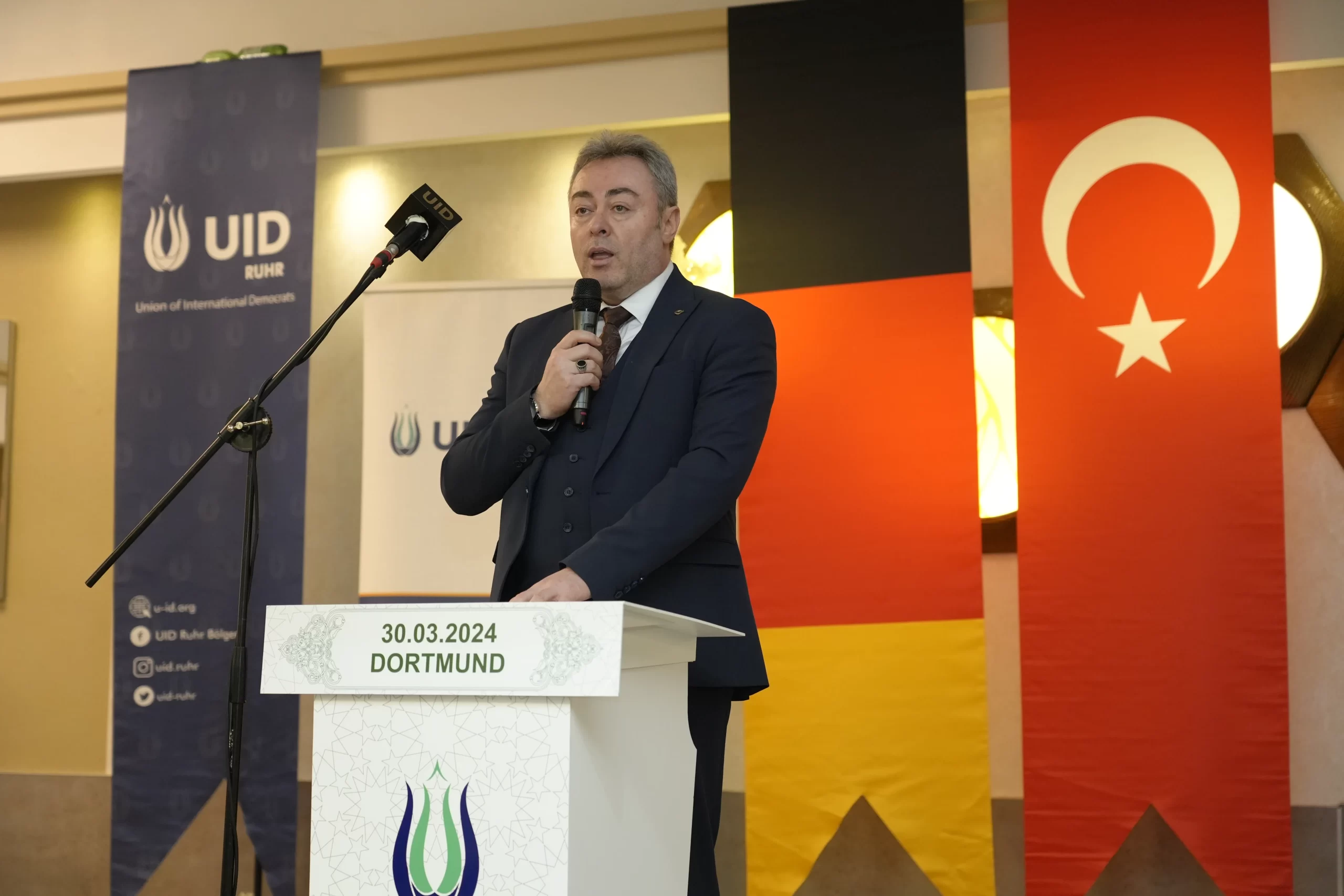 Uluslararası Demokratlar Birliği (UID) UID Ruhr Bölgesi geniş katılımlı iftar programı