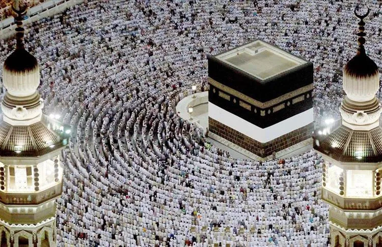 Suudi Arabistan, umre ziyaretçilerinin sağlığını korumak amacıyla ülkeye giriş prosedürlerinin