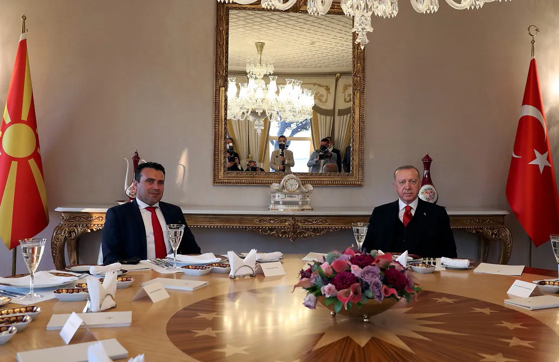 Cumhurbaşkanı Erdoğan, Kuzey Makedonya Başbakanı Zaev’i kabul etti Türkiye Cumhurbaşkanı Recep Tayyip Erdoğan, Kuzey Makedonya Başbakanı Zoran Zaev'i