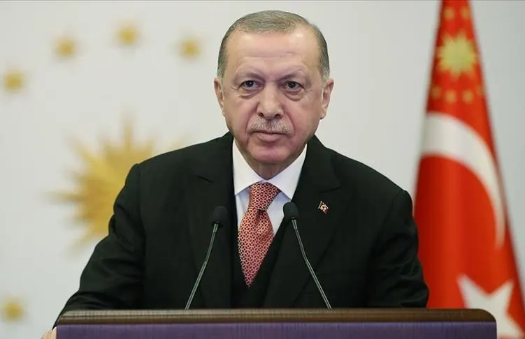 Erdoğan’dan şehit öğretmen Aybüke Yalçın’la ilgili paylaşım Cumhurbaşkanı Recep Tayyip Erdoğan, şehit öğretmen Şenay Aybüke Yalçın'ı sosyal