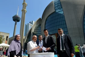 Diyanet İşleri Türk İslam Birliği (DİTİB) ve Türkiye Diyanet Vakfı