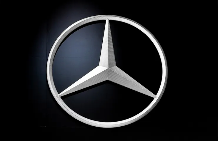 Almanya Federal Motorlu Taşıtlar Dairesine göre, Mercedes-Benz, potansiyel yangın riskine