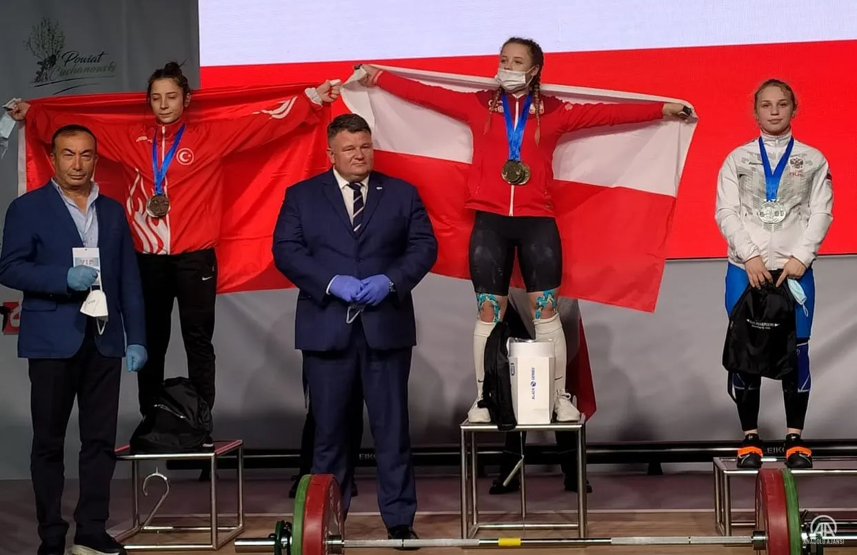 Milli sporcular, organizasyonun beşinci gününde 2 altın, 3 gümüş madalya