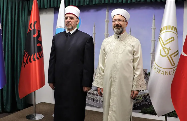 Diyanet İşleri Başkanı Ali Erbaş, Kosova ziyareti kapsamında Kosova İslam