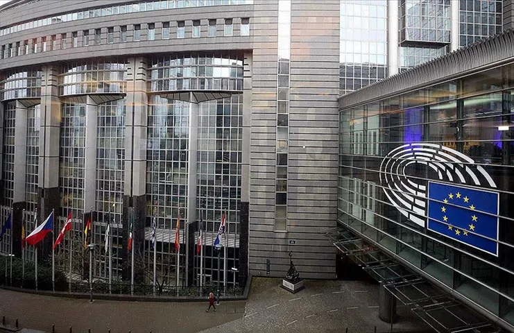 Avrupa Parlamentosu'ndan Dijital Kovid Sertifikası'na 'evet' oyu 