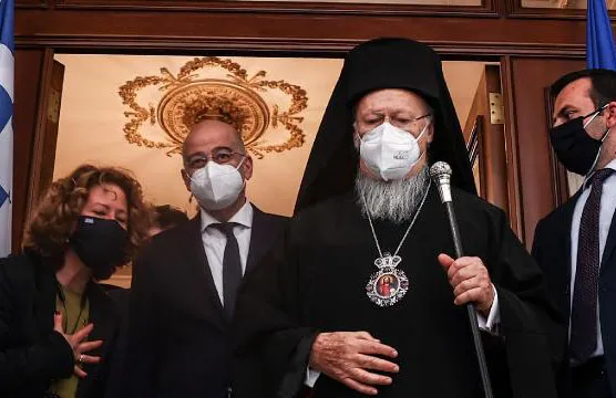 Yunanistan Dışişleri Bakanı Nikos Dendias, Fener Rum Patriği Bartholomeos ile