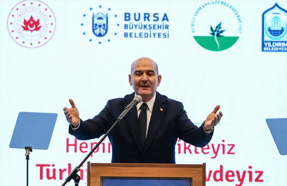"Yurt dışından bu derneklere (LGBT) yönelik ciddi bir fonlama var,