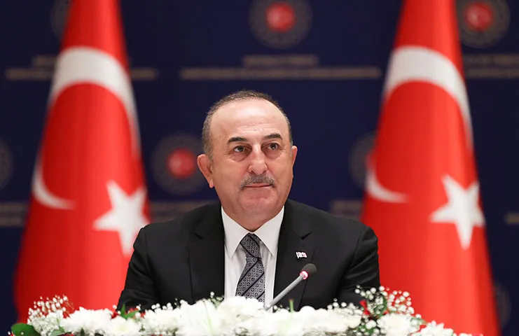 Dışişleri Bakanı Mevlüt Çavuşoğlu, "Değil 12, Ege’de (Yunanistan'ın) 1 mil