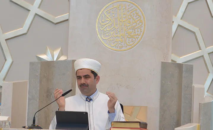 Diyanet İşleri Türk İslam Birliği (DİTİB) Köln Merkez Camii’nde pandemi