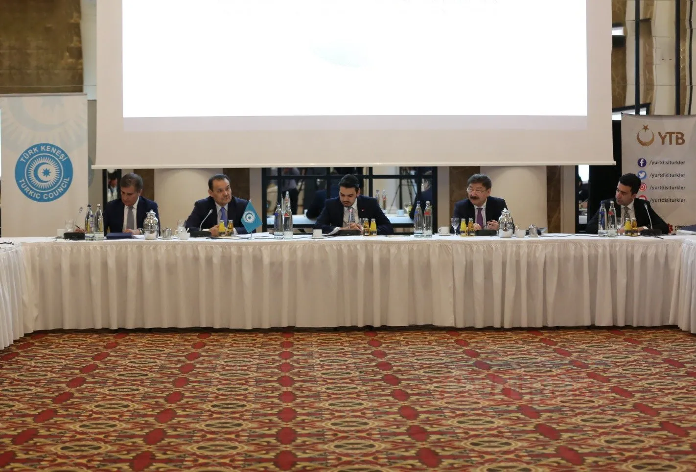 YTB’nin ev sahipliğinde Almanya’nın başkenti Berlin’de düzenlenen “Türkdildeş Diaspora Sivil