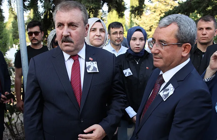Batı Trakya Türk Azınlığının hak arama mücadelesinin sembol ismi, Dostluk