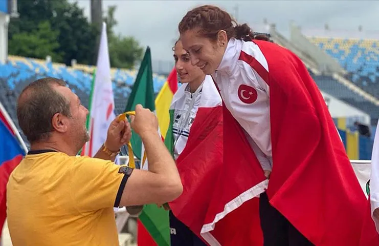 Polonya'nın Bydgoszcz şehrinde devam eden VIRTÜS Para Atletizm Dünya Şampiyonası'nda,