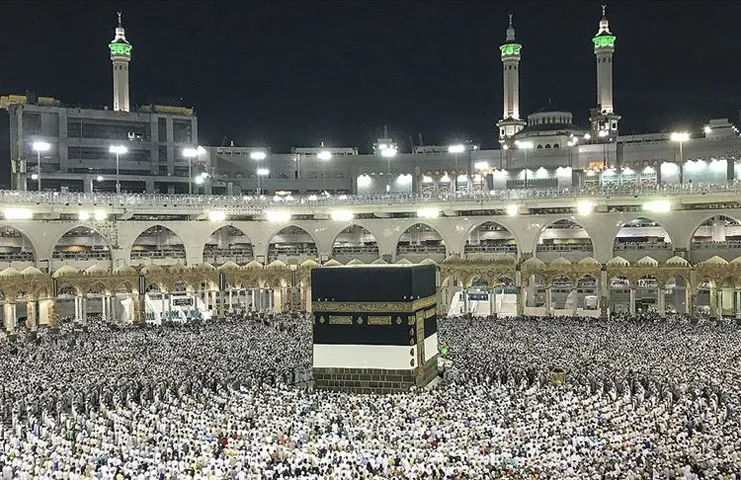 Suudi Arabistan, virüs nedeniyle bu yıl hac ibadeti için ülke