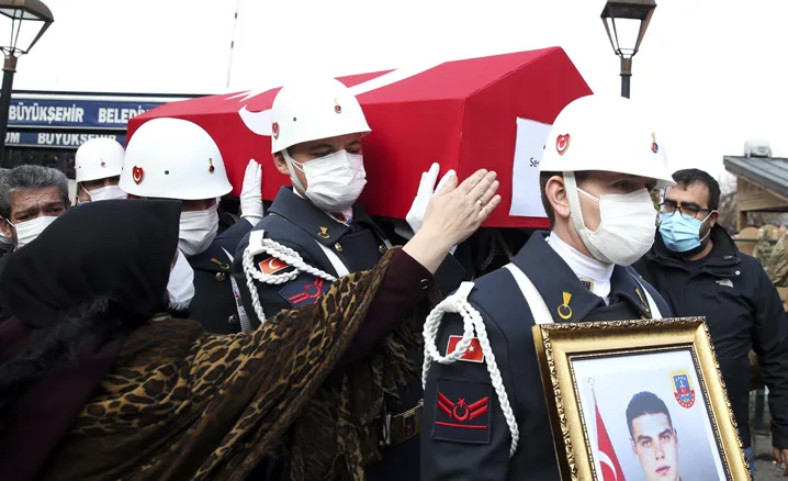 Pençe Kartal-2 harekat bölgesinde yer alan Gara'da, terör örgütü PKK