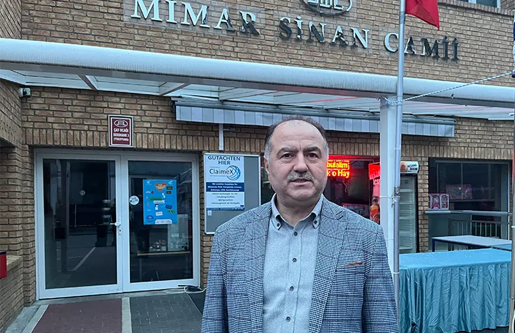Manisa-Demirci'de bulunan Gülseven Halı'nın sahiplerinden Bayram Gülseven, sektöre ilişkin Avrupanın Sesi Gazetesi