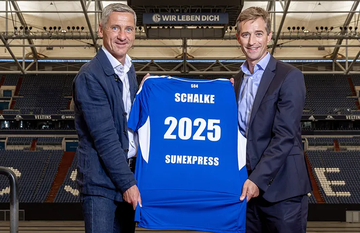 SunExpress, “Alman Bundesliga” futbol takımı FC Schalke 04’ün resmi hava