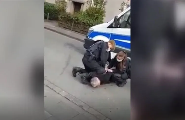 Polisin yere yatırıp uzun süre diziyle boynuna bastırdığı Tümsek, sorumlular