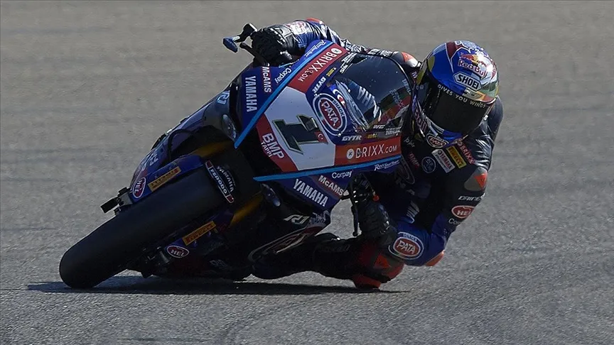 Milli motosikletçi Toprak Razgatlıoğlu, Dünya Superbike Şampiyonası'nın Fransa'daki 7. ayağının