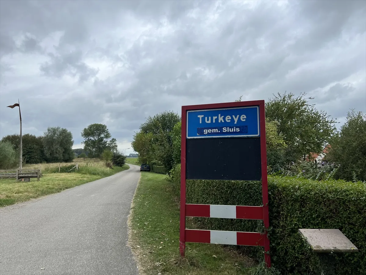 Belçika sınırındaki Zeeland eyaletinde yer alan Sluis Belediyesine bağlı Turkeye