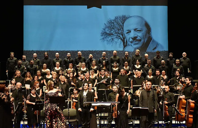 Bizim Yunus, Meraklısı İçin Öyle Bir Hikaye, Senfonik Neşet Ertaş