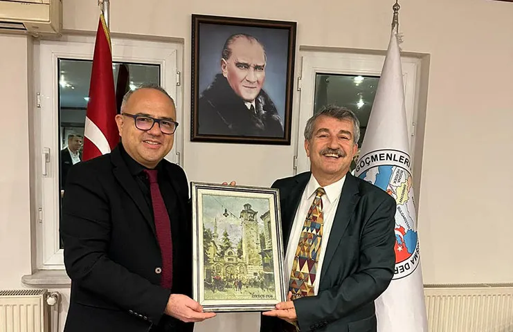 Batı Trakya Türkleri Dayanışma Derneği (BTTDD) Bursa Şubesi yönetimi ve