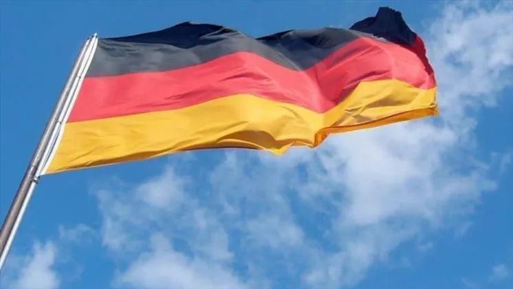 Almanya’da İran’ın Hamburg Başkonsolosluğuna kimliği belirsiz kişiler tarafından saldırı yapıldığı