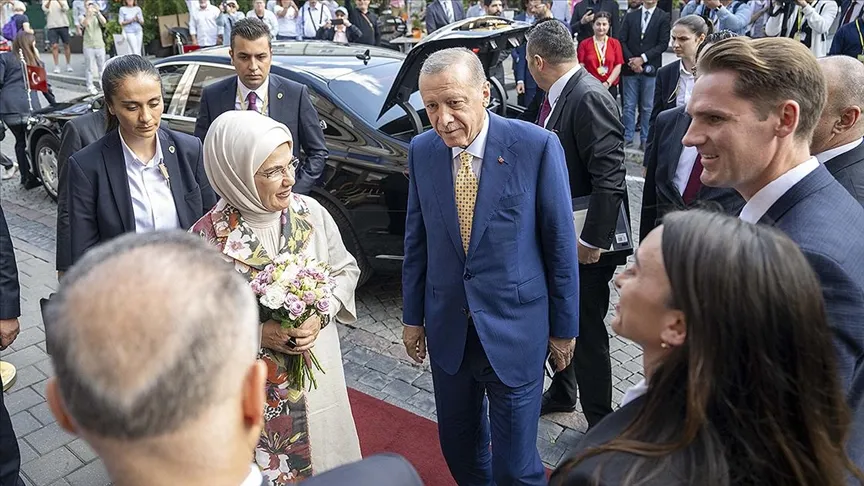 Cumhurbaşkanı Recep Tayyip Erdoğan, NATO Devlet ve Hükümet Başkanları Zirvesi'ne