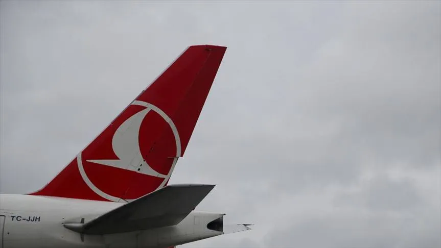THY Basın Müşaviri Yahya Üstün, Twitter'dan yaptığı açıklamada, olumsuz hava