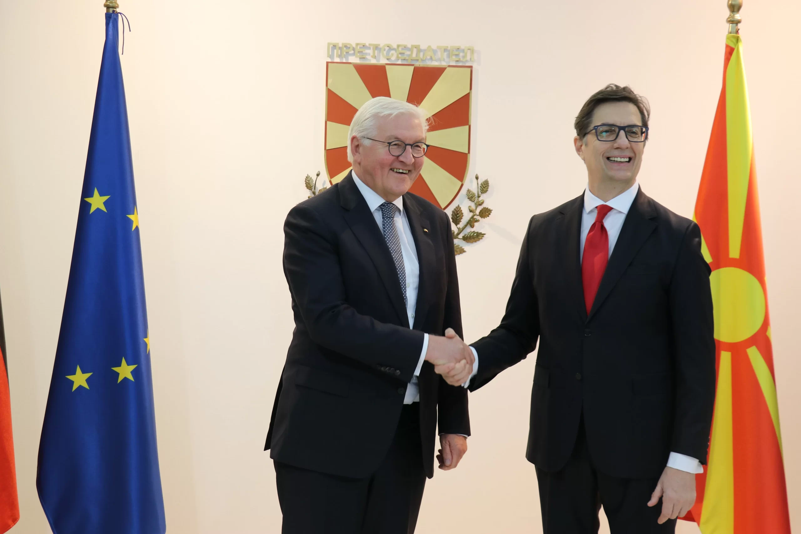 Almanya Cumhurbaşkanı Frank-Walter Steinmeier, Kuzey Makedonya’daki temasları kapsamında mevkidaşı Stevo