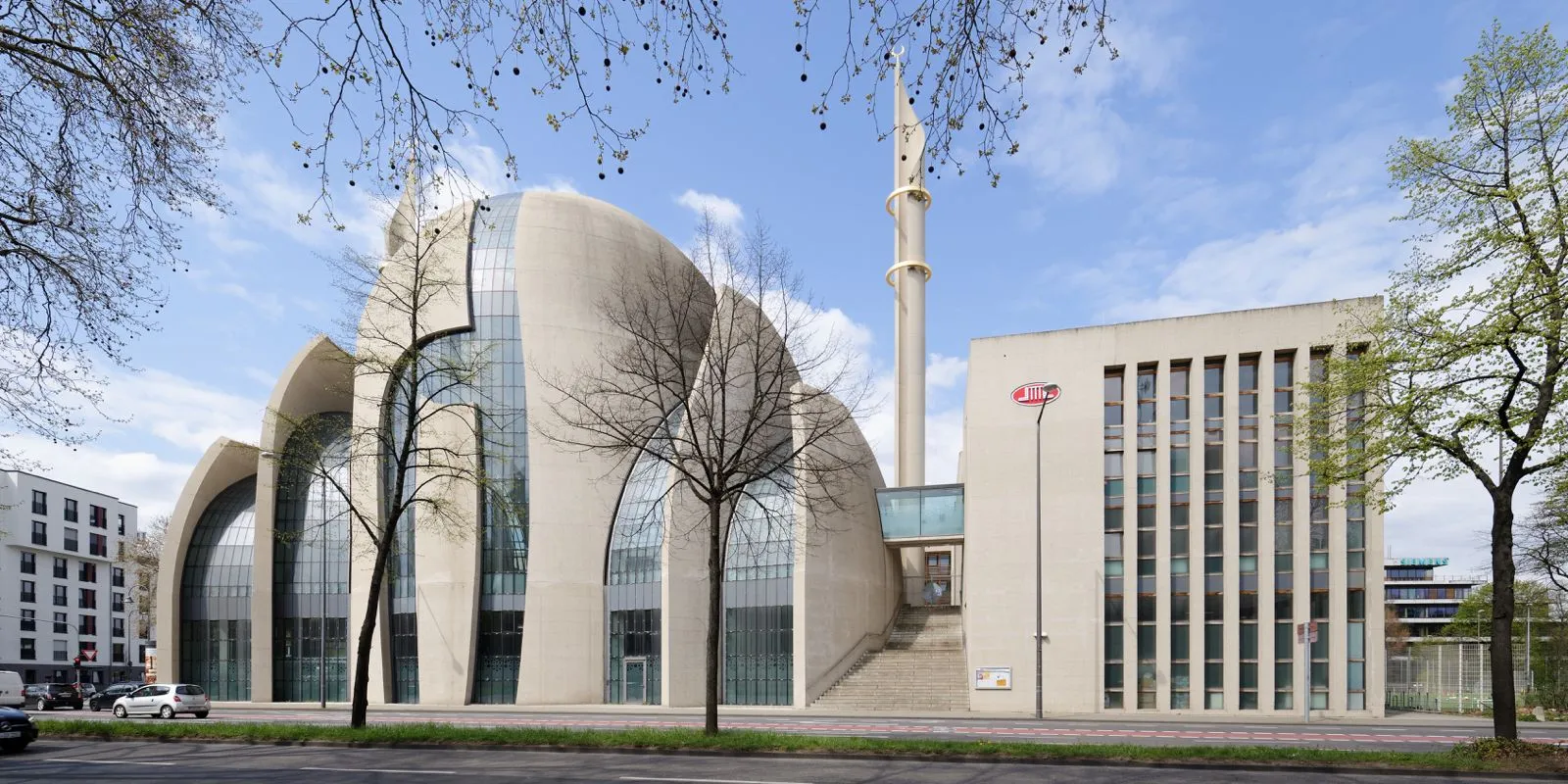 Almanya’daki artan aşırı sağcı (AfD) hareketler ve bunların Müslüman karşıtlığı