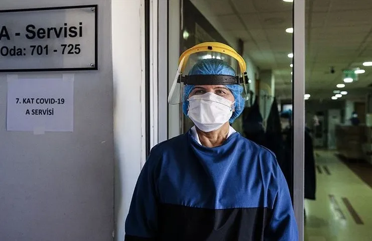 Ağır hasta sayısı 1044 oldu, 5 bin 836 kişinin virüs