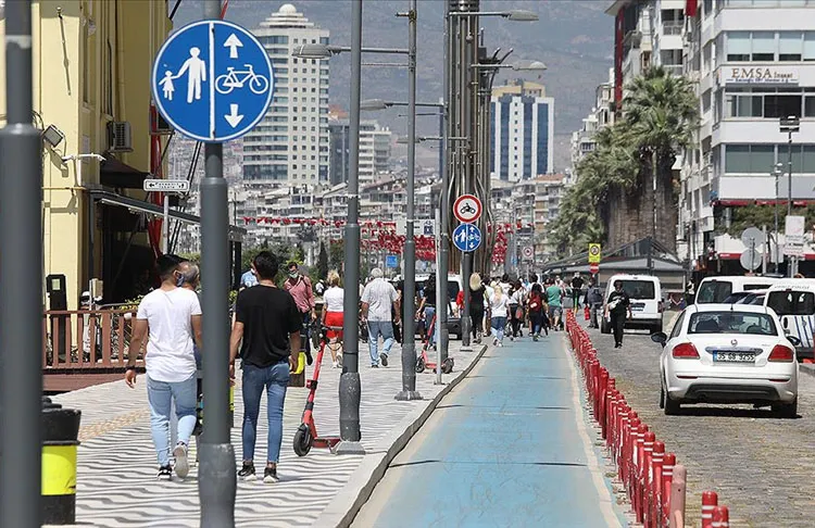 İzmir’in Menderes ilçesinde deprem gerçekleşti Afet ve Acil Durum Yönetimi Başkanlığı, İzmir'in Menderes ilçesinde 4,3