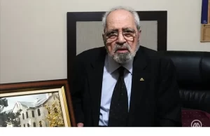 Karakoç, I. Dünya Savaşı'nda Kafkas cephesinde çarpışırken Ruslara esir düşen